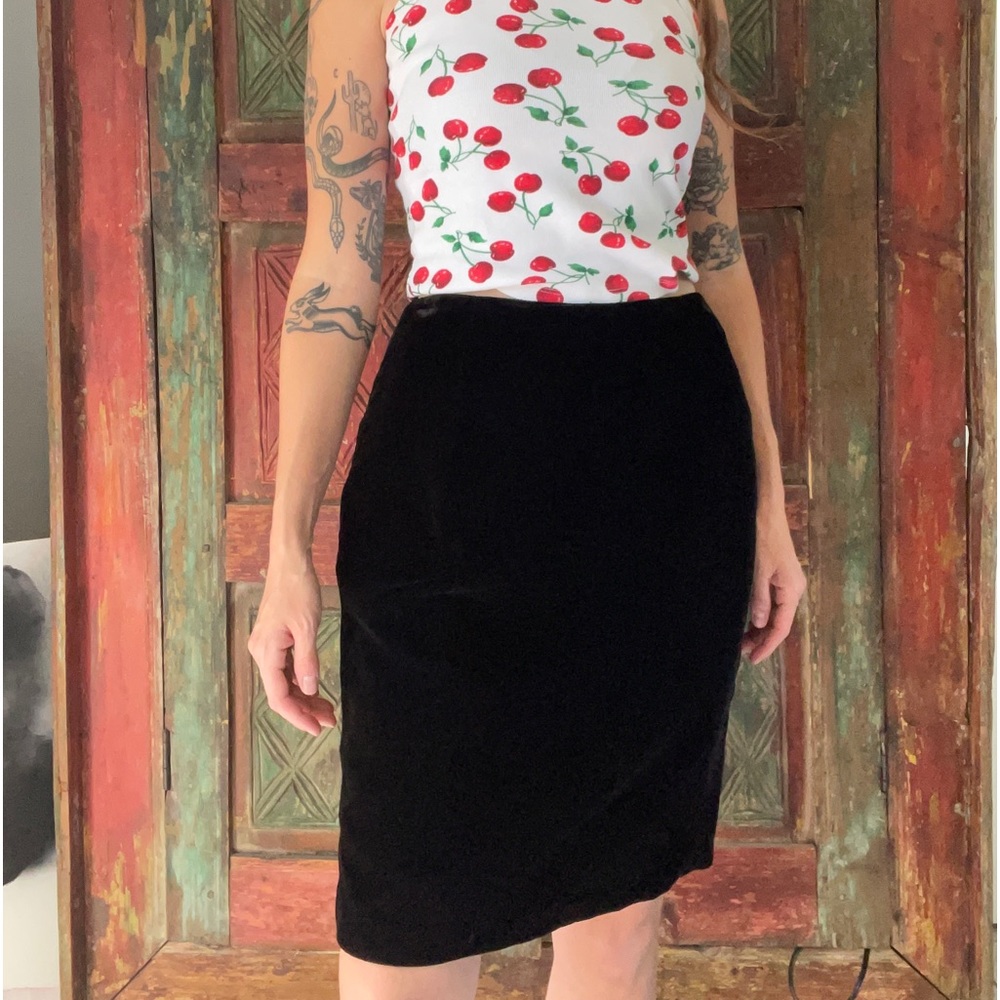 Vintage 70s black velvet skirt